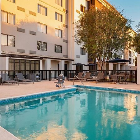 Courtyard Laredo Hotel Bagian luar foto