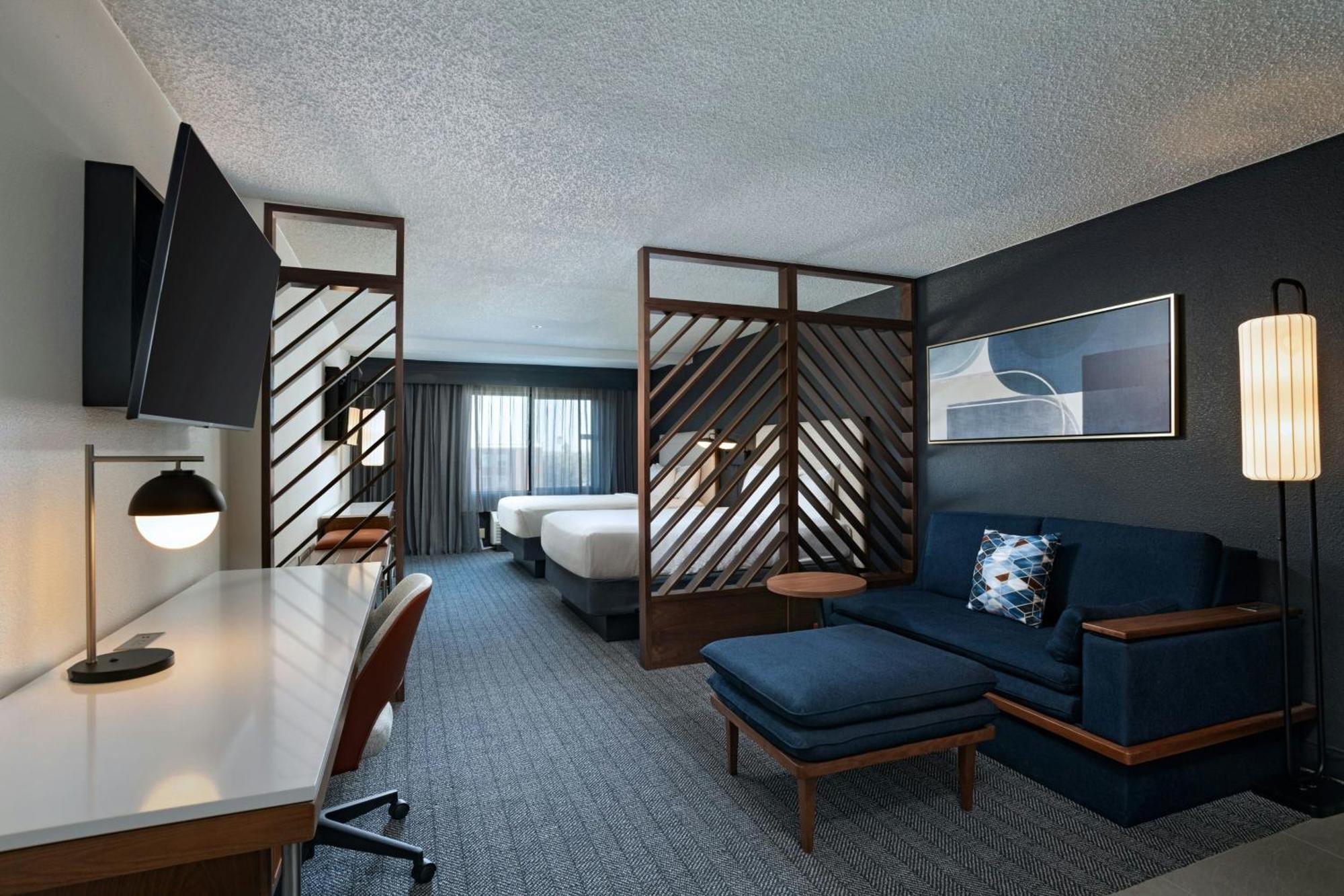 Courtyard Laredo Hotel Bagian luar foto