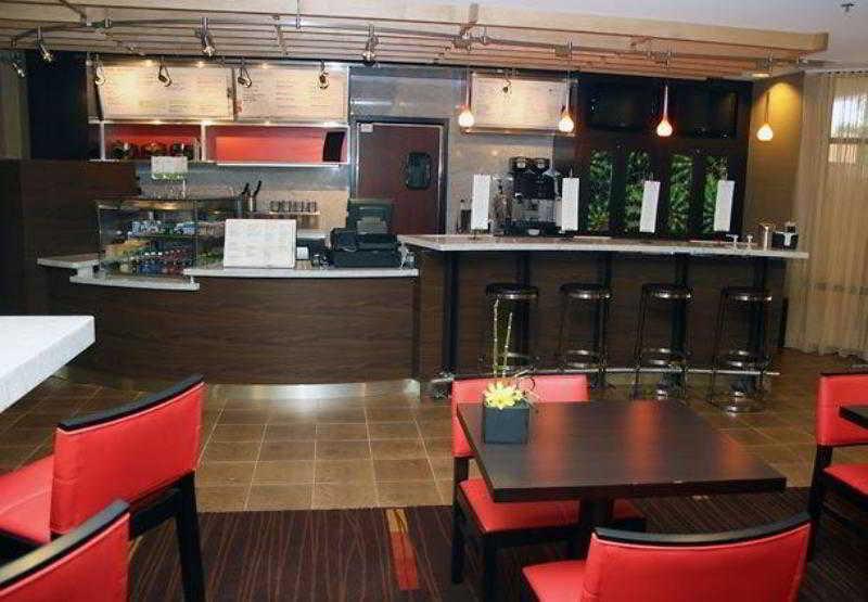 Courtyard Laredo Hotel Restoran foto