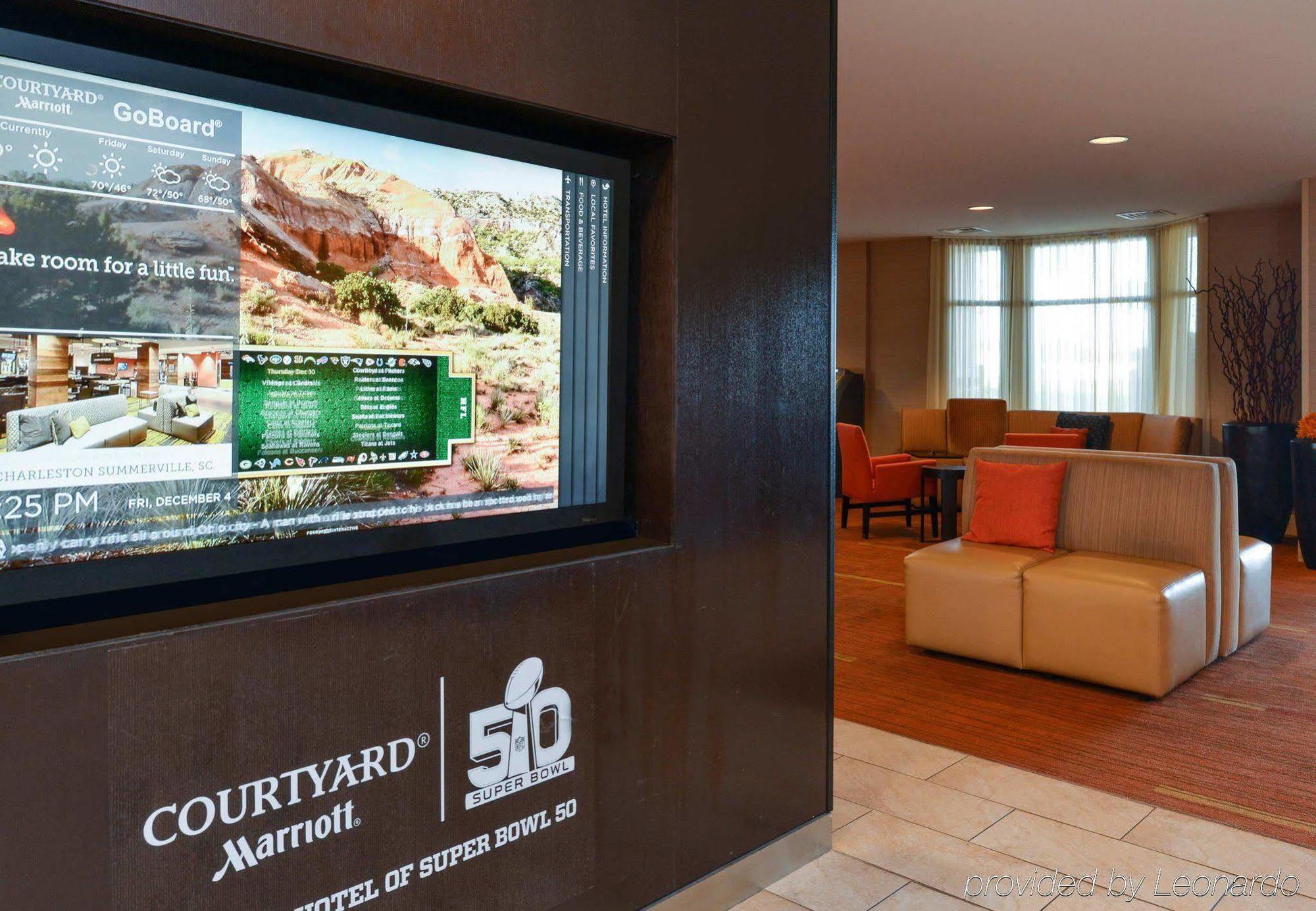 Courtyard Laredo Hotel Bagian luar foto